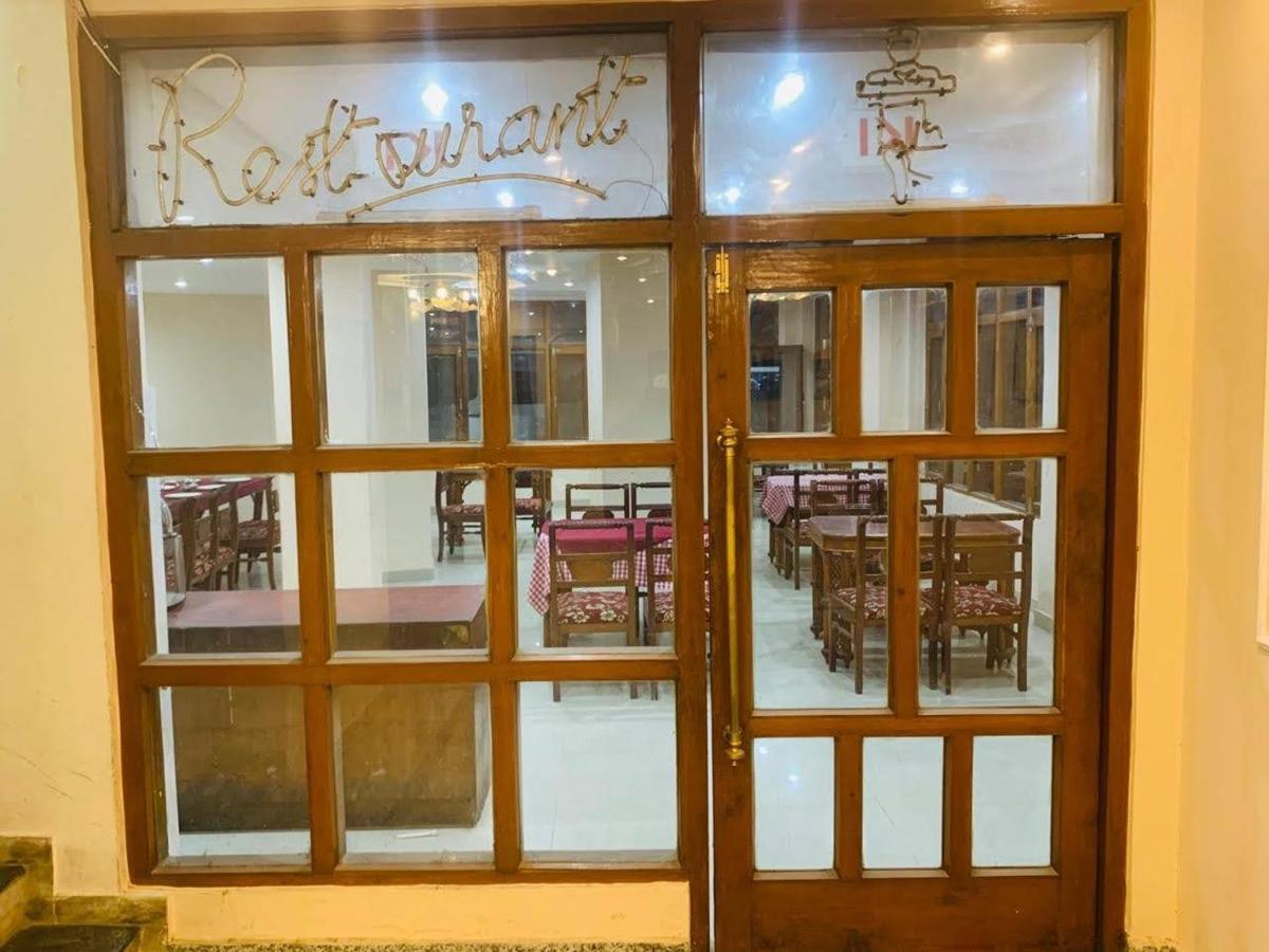 Hotel Kalinga Intercontinental Manāli Esterno foto