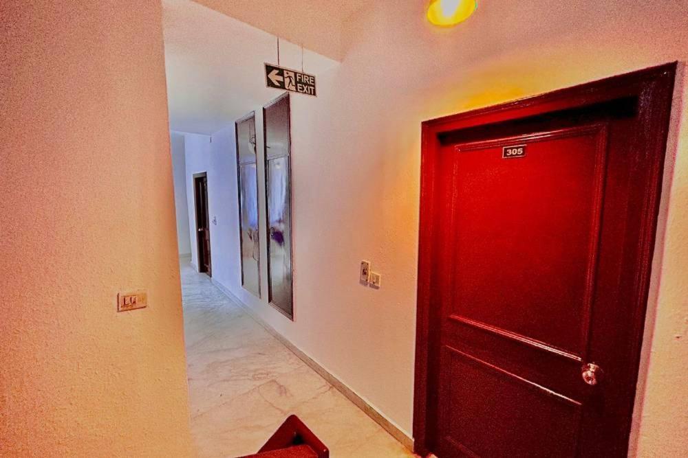 Hotel Kalinga Intercontinental Manāli Esterno foto