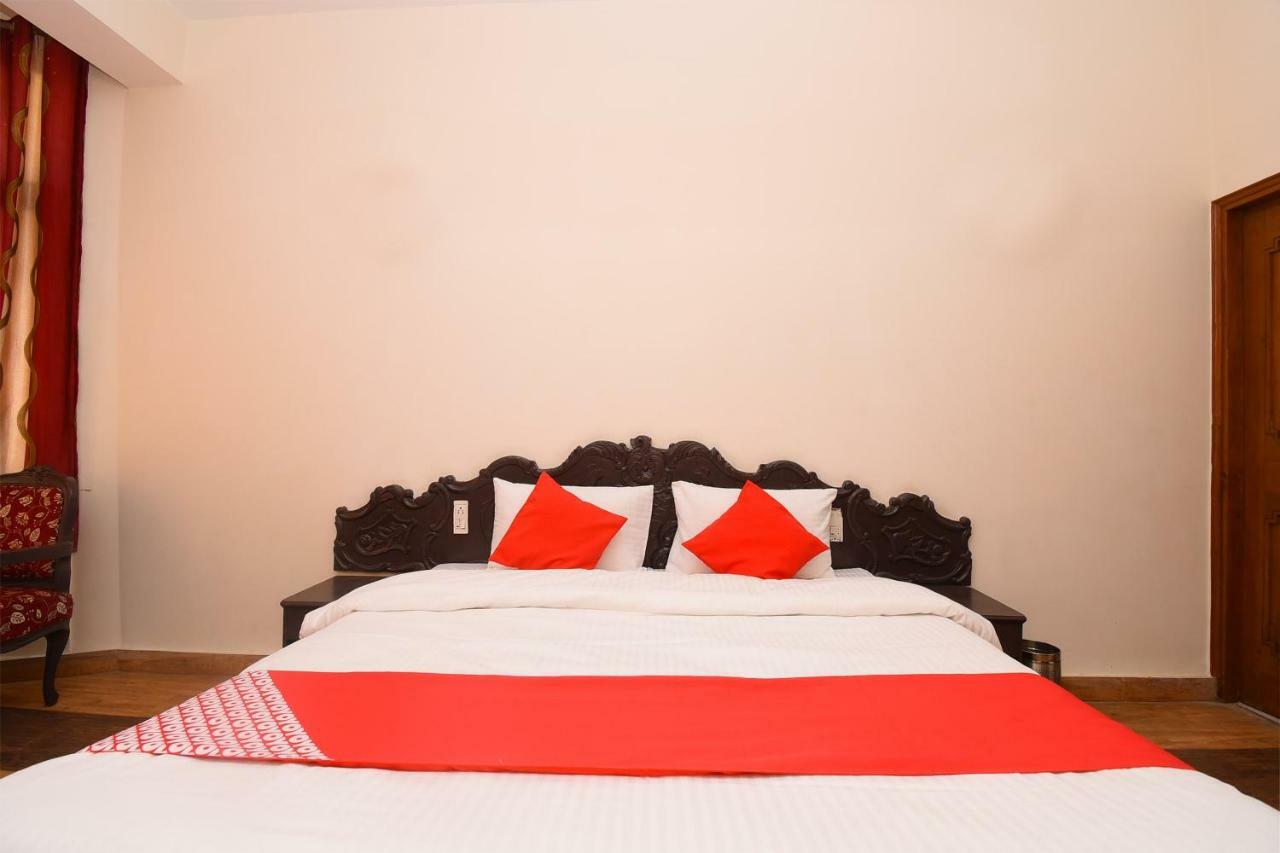 Hotel Kalinga Intercontinental Manāli Esterno foto